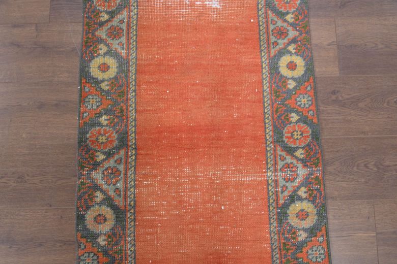 2x9 Bordered Vintage Runner Rug