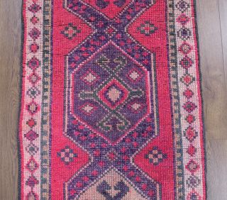 Vintage Hand-Knotted Runner Rug - Thumbnail