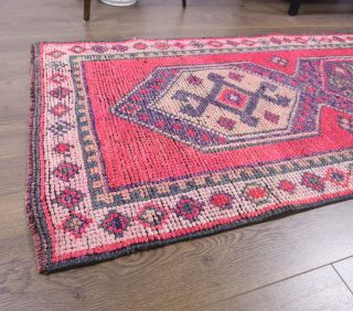 Vintage Hand-Knotted Runner Rug - Thumbnail