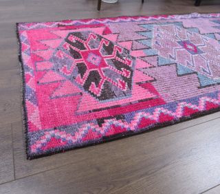 Vintage Hand-Knotted Runner Rug - Thumbnail