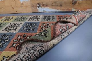 Vintage Area Rug - Thumbnail