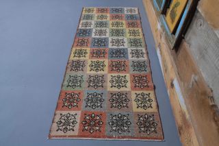 Vintage Area Rug - Thumbnail