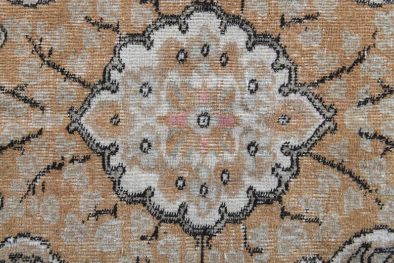 6x9 Handmade Vintage Area Rug