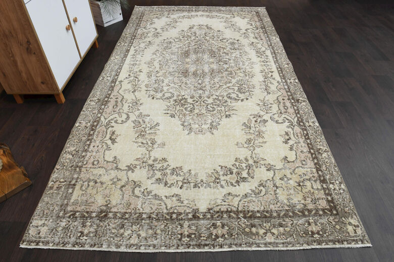 Handmade Persian Vintage Area Rug