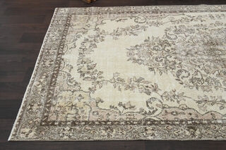 Handmade Persian Vintage Area Rug - Thumbnail