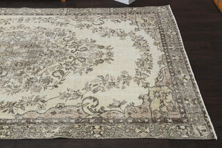 Handmade Persian Vintage Area Rug - Thumbnail