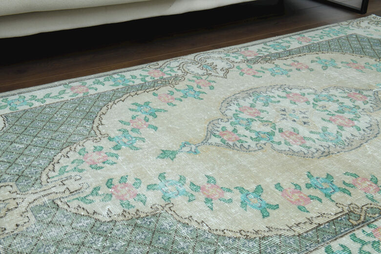 Handmade Vintage Area Rug