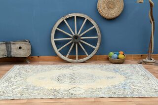 Washable Vintage Area Rug - Thumbnail