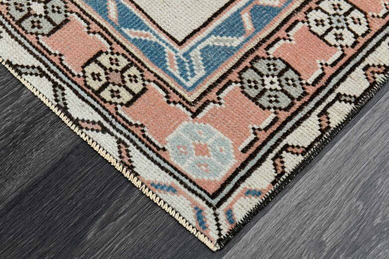 Milas Pure Wool Area Rug