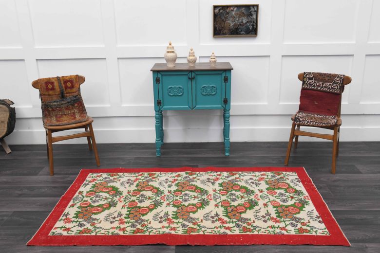 Red Bordered & Floral Vintage Area Rug