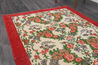 Red Bordered & Floral Vintage Area Rug - Thumbnail