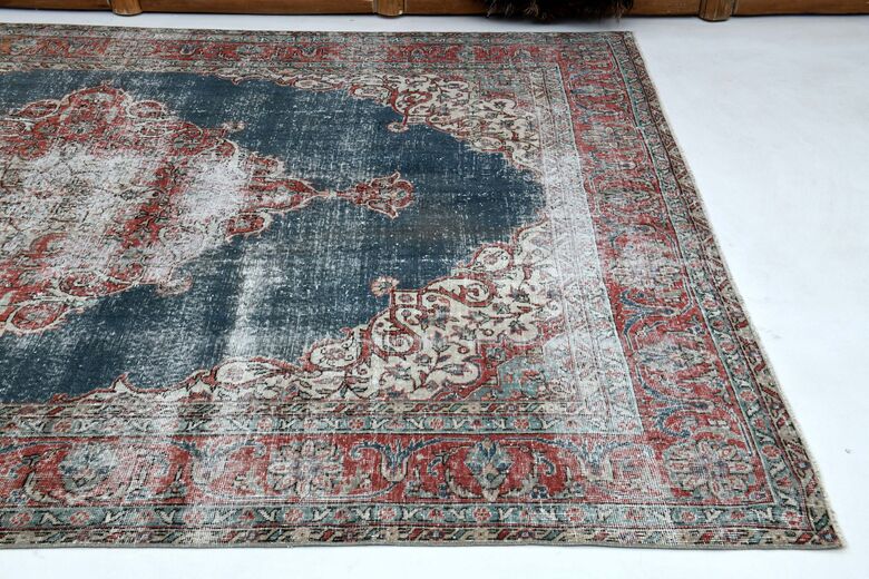 Distressed Red Black Rug