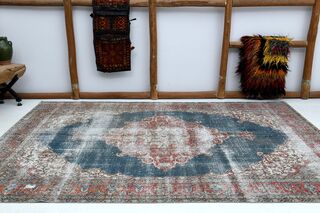 Distressed Red Black Rug - Thumbnail