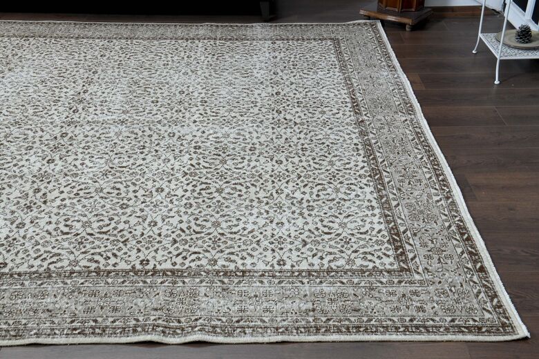 Floral Gray Beige Area Rug