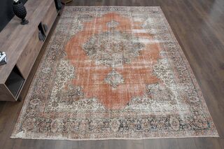 Medallion Handwoven Antique Rug - Thumbnail