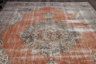 Medallion Handwoven Antique Rug - Thumbnail