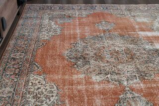 Medallion Handwoven Antique Rug - Thumbnail