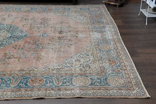 Turkish Floral Area Rug - Thumbnail