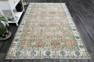 Vintage Area Rug - Thumbnail