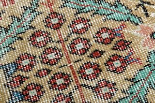 Vintage Area Rug - Thumbnail