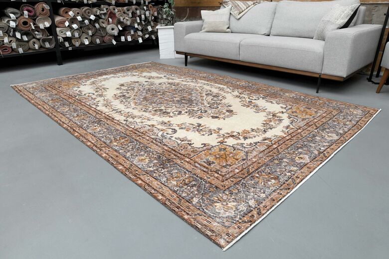 Vintage Oriental Rug