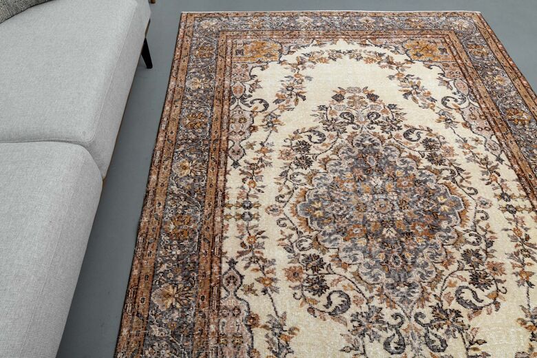 Vintage Oriental Rug