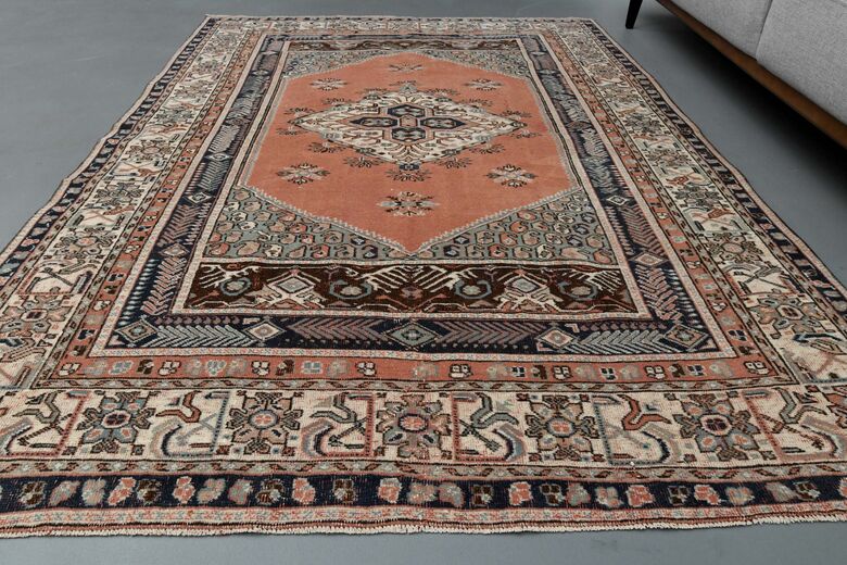 Oushak Turkish Wool Rug