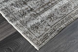 Vintage Area Rug - Thumbnail