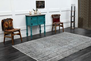 Vintage Area Rug - Thumbnail