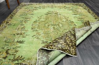 Green Vintage Area Rug - Thumbnail