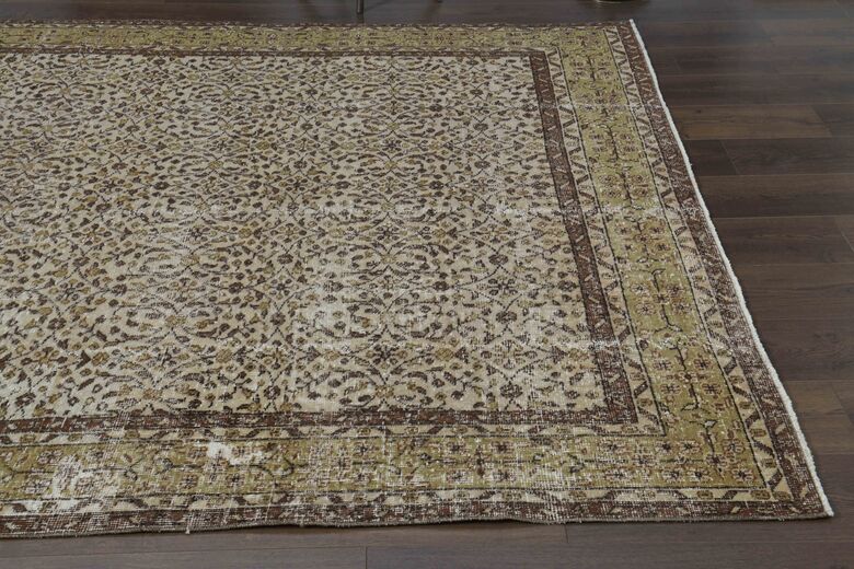 Handmade Vintage Area Rug