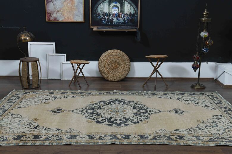 Medallion Vintage Area Rug