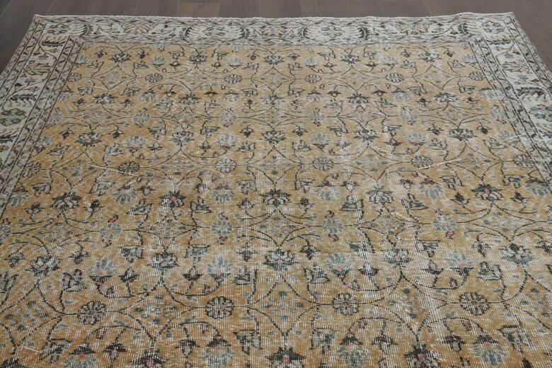 Floral Oushak Area Rug