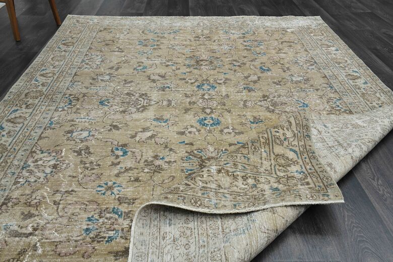 Rustic Vintage Area Rug