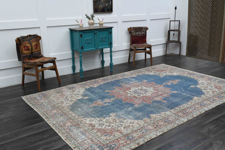 Blue Oriental Vintage Area Rug