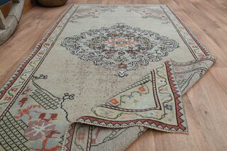 Neutral Vintage Rug - Thumbnail