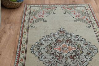 Neutral Vintage Rug - Thumbnail