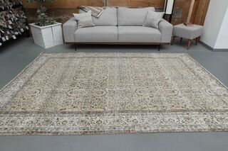 Handmade Floral Area Rug - Thumbnail