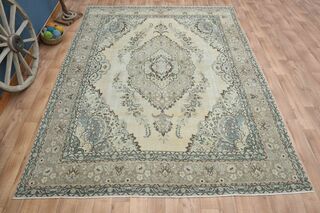 Oriental Vintage Persian Rug - Thumbnail