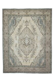 Oriental Vintage Persian Rug - Thumbnail