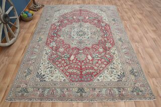 Heriz Persian Handwoven Area Rug - Thumbnail