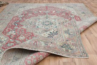 Heriz Persian Handwoven Area Rug - Thumbnail