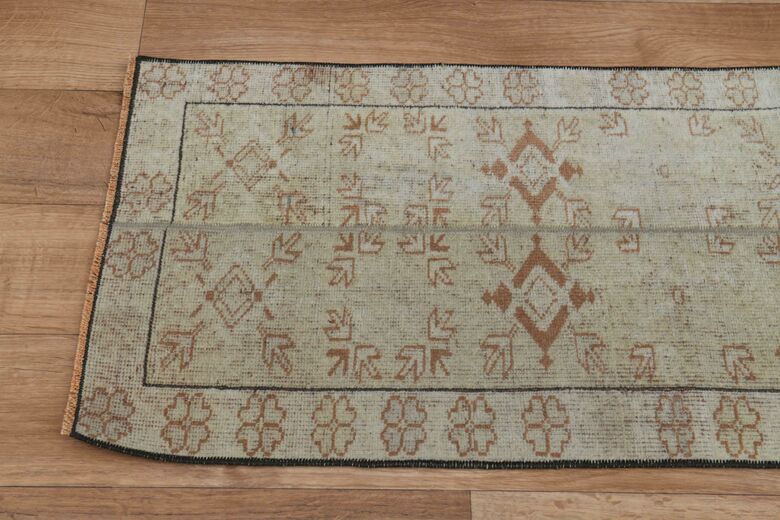 Neutral Vintage Runner Rug