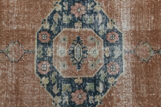 Rustic Vintage Area Rug - Thumbnail