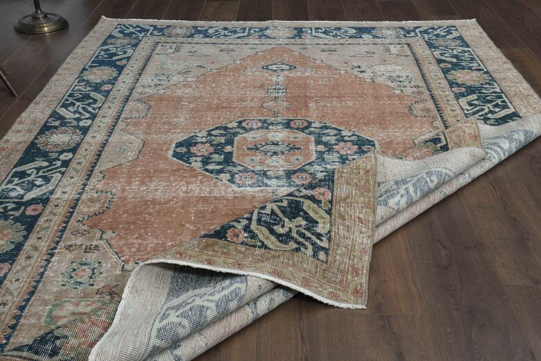 Rustic Vintage Area Rug