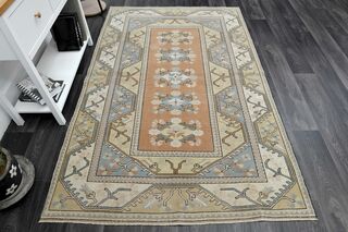 Handmade Vintage Area Rug - Thumbnail