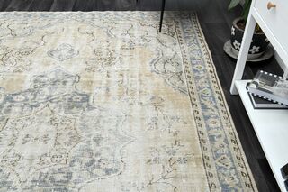 Handmade Vintage Area Rug - Thumbnail