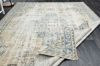 Handmade Vintage Area Rug - Thumbnail