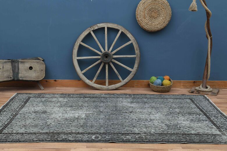 Handmade Vintage Area Rug