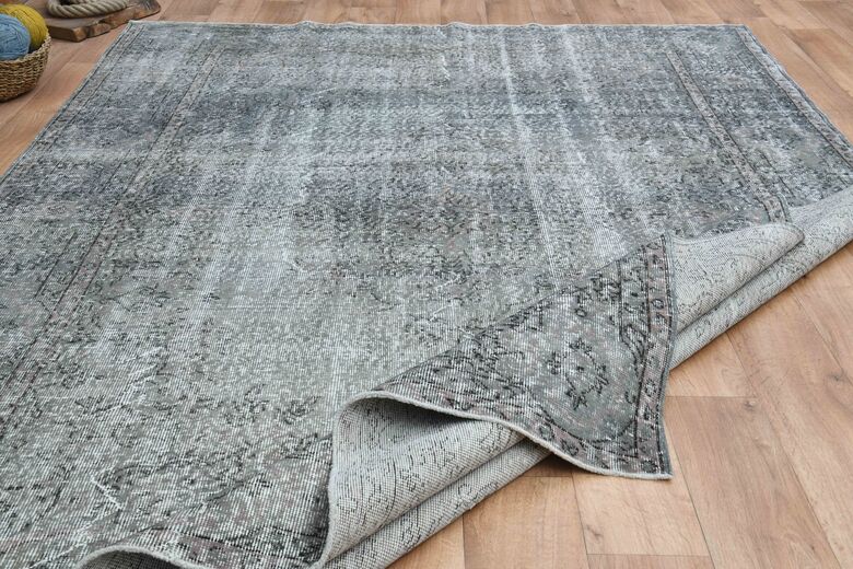 Solid Vintage Area Rug